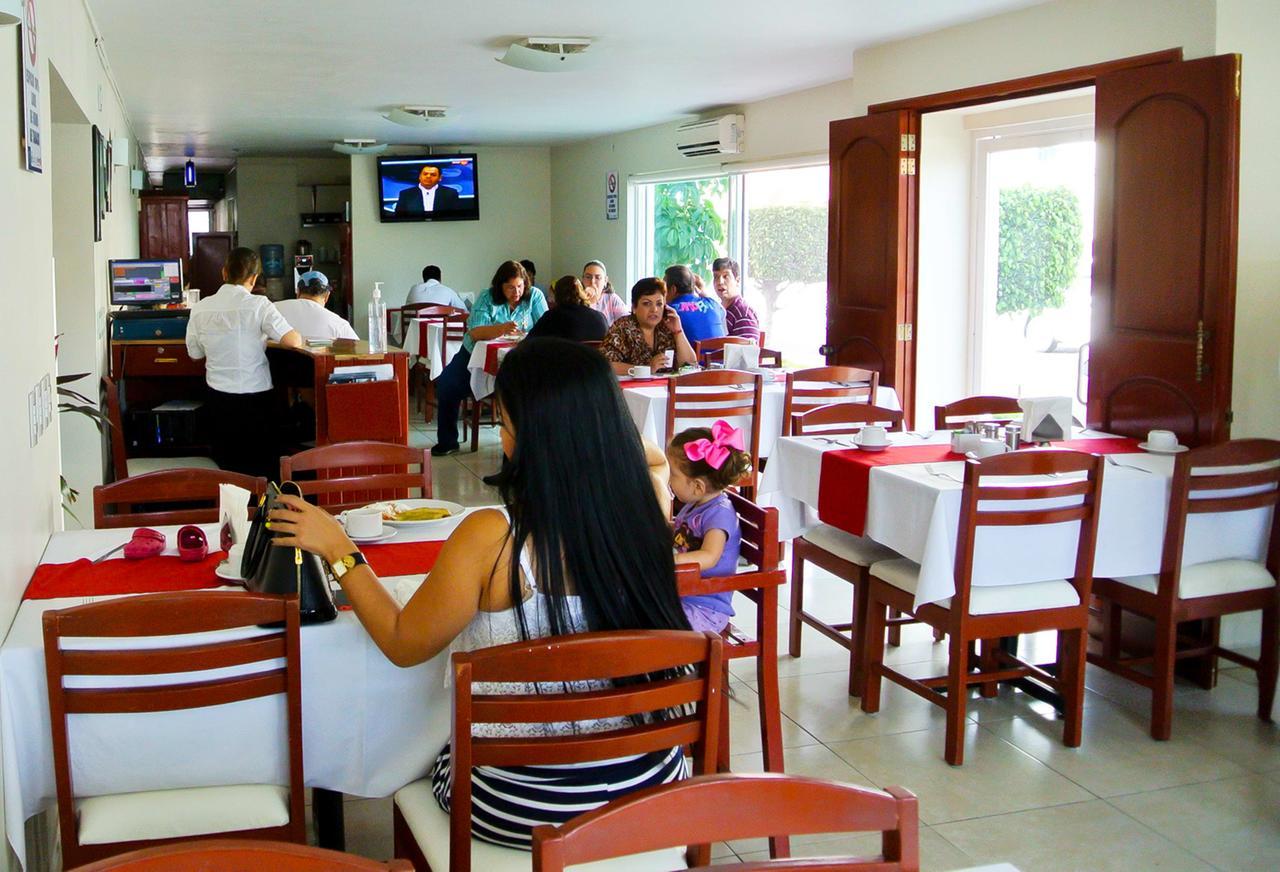 Hotel Nv Zapopan Eksteriør bilde